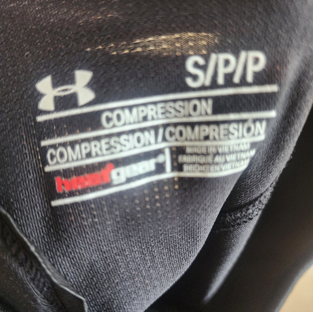 Under Armour Black Padded Compression Shorts - Picture 3 of 4